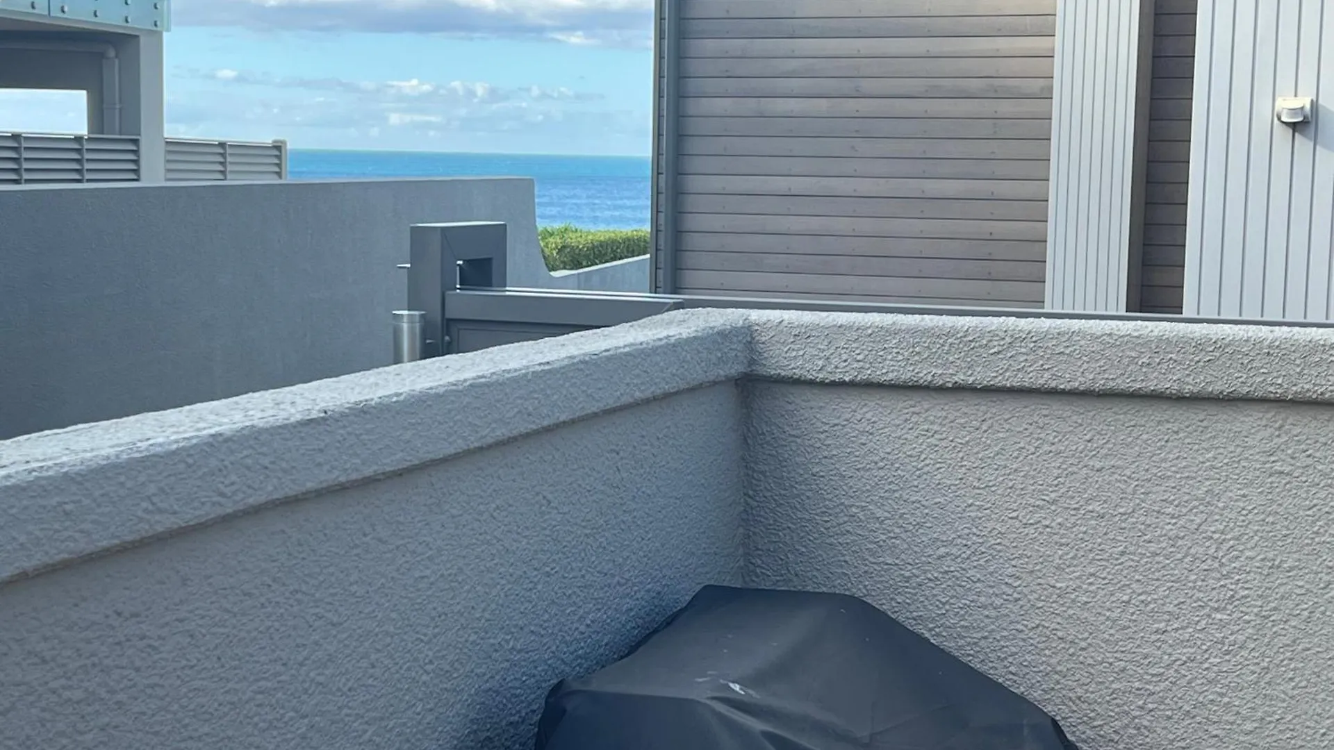 טאורנגה Beachside Bliss